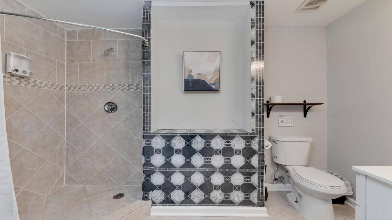 Stylish 3Br 3Ba Colonial House By Cozysuites Alexandria Eksteriør billede