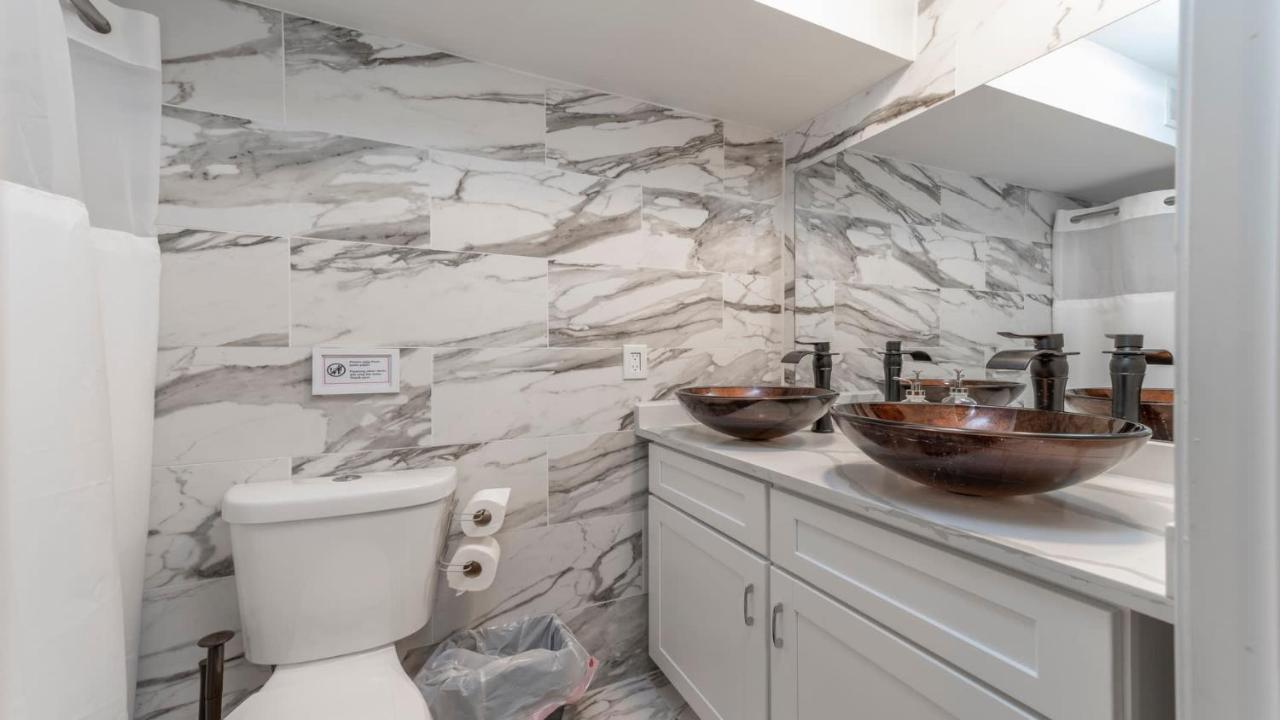 Stylish 3Br 3Ba Colonial House By Cozysuites Alexandria Eksteriør billede